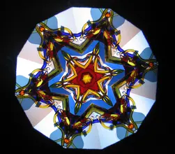 kaleidoskop-g-bunt.webp