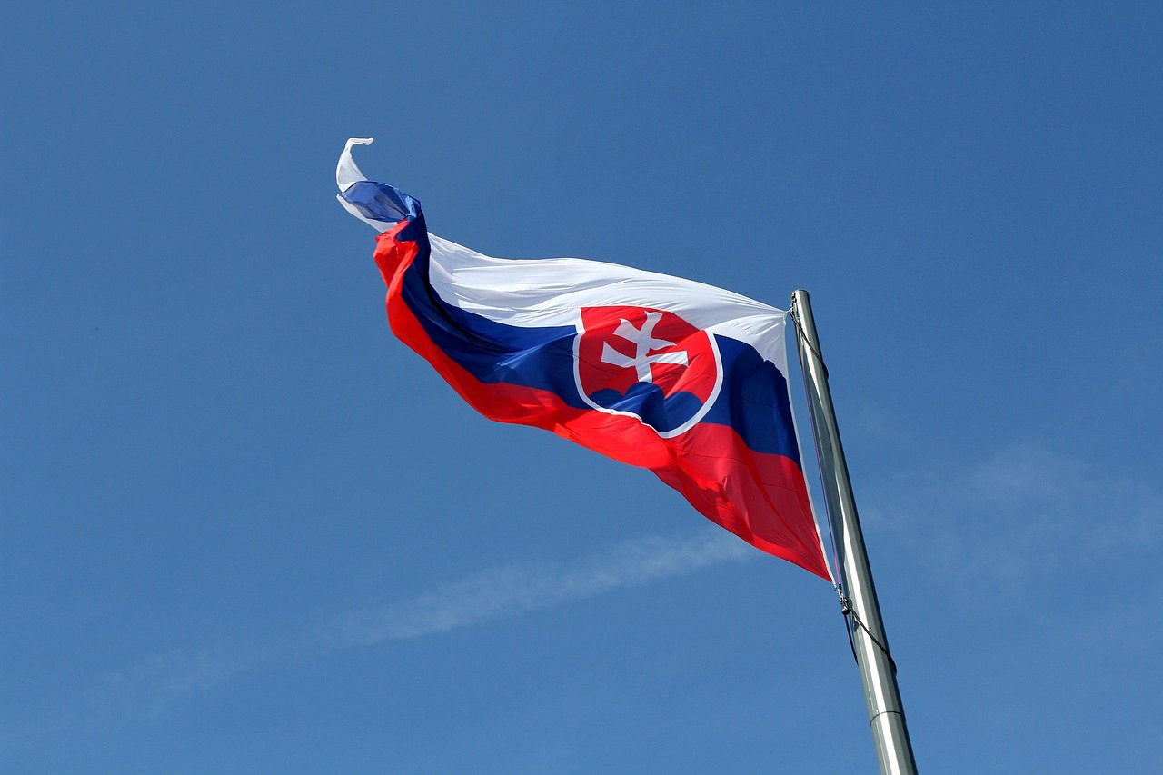www.hlavnespravy.sk