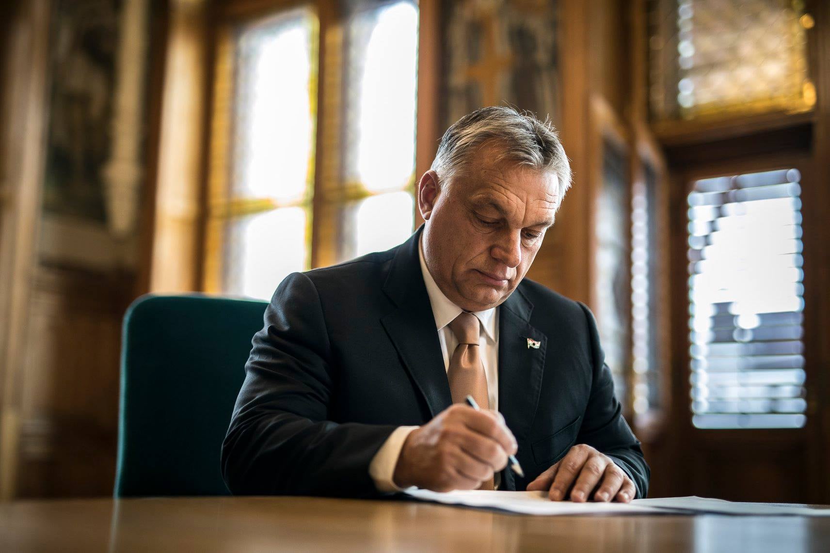 www.konzervativninoviny.cz